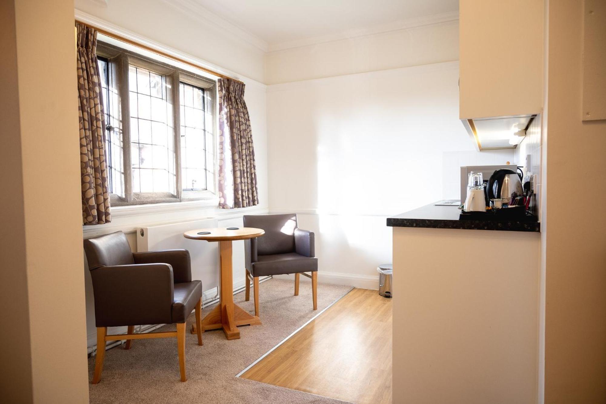 Westminster College Otel CBG Dış mekan fotoğraf