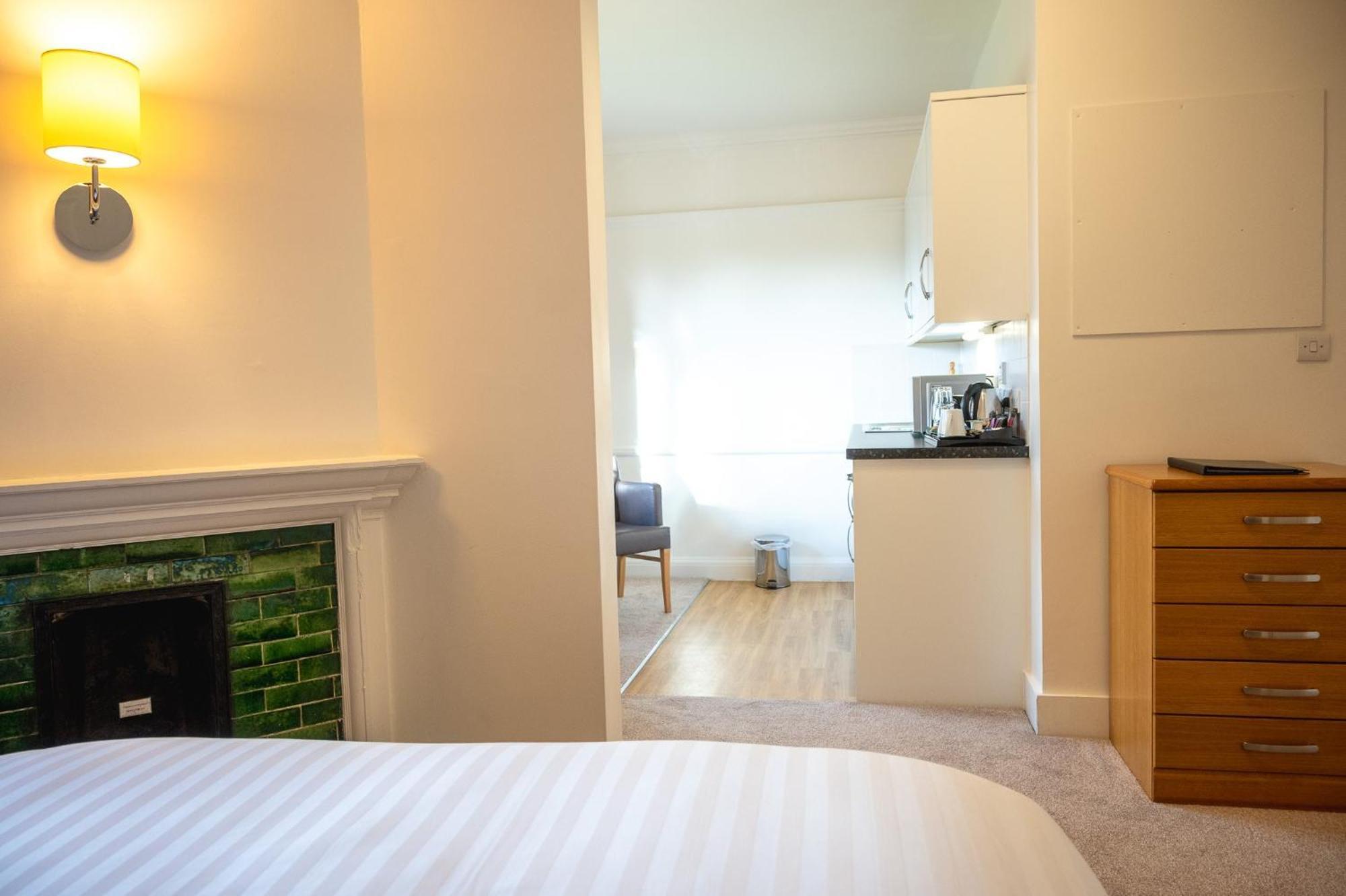 Westminster College Otel CBG Dış mekan fotoğraf