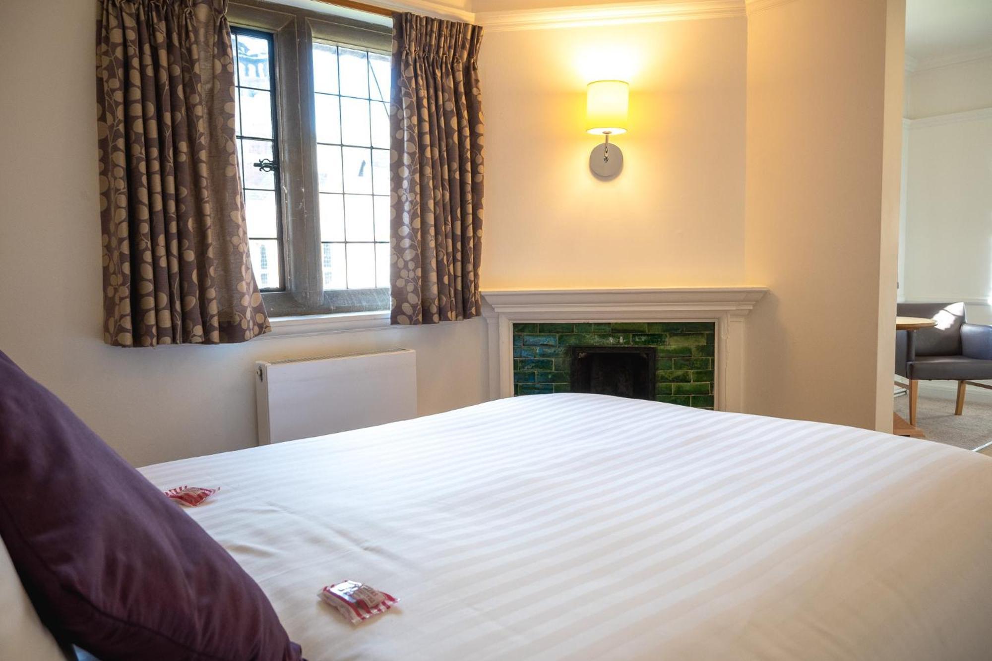 Westminster College Otel CBG Dış mekan fotoğraf