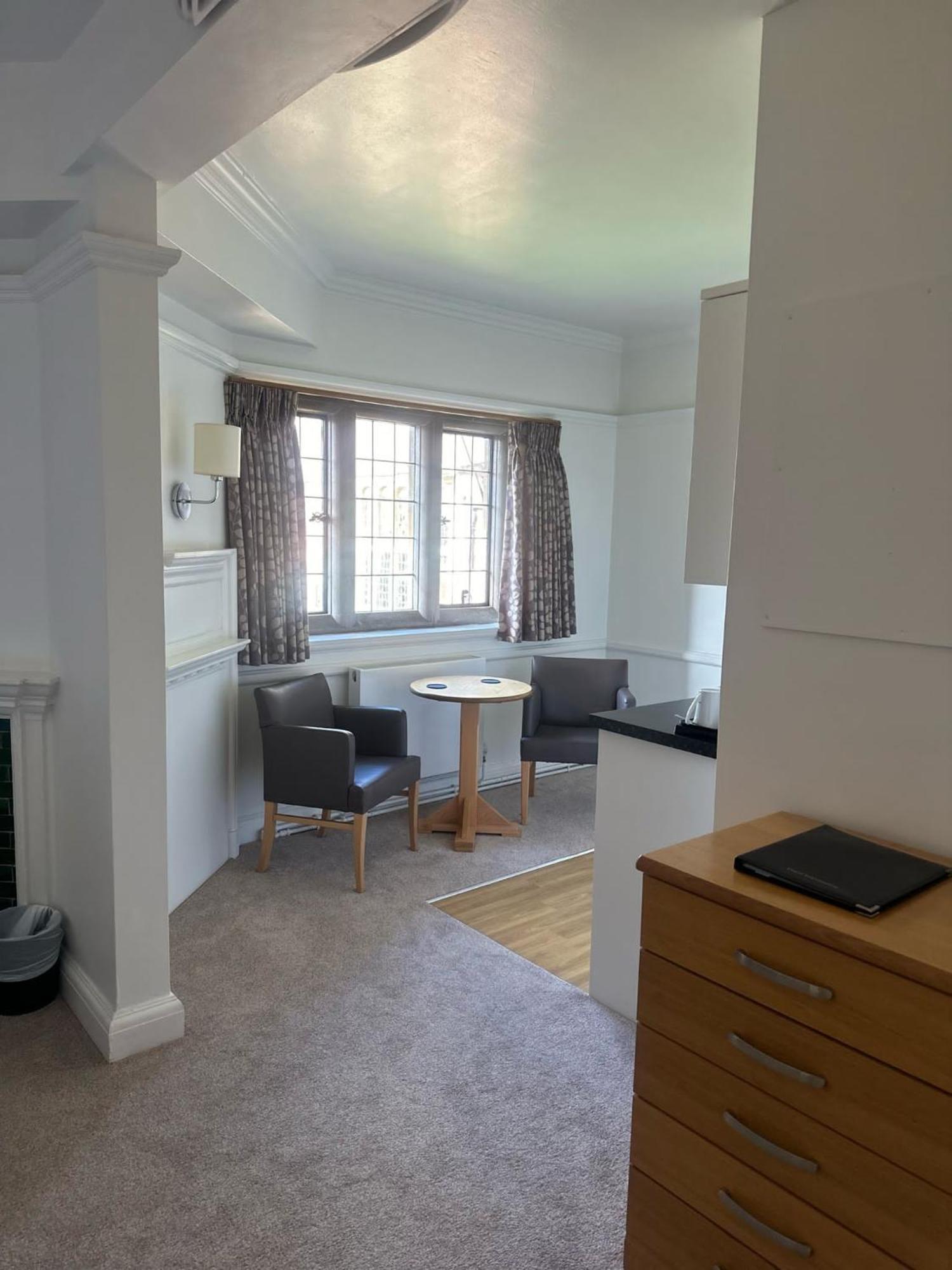 Westminster College Otel CBG Dış mekan fotoğraf