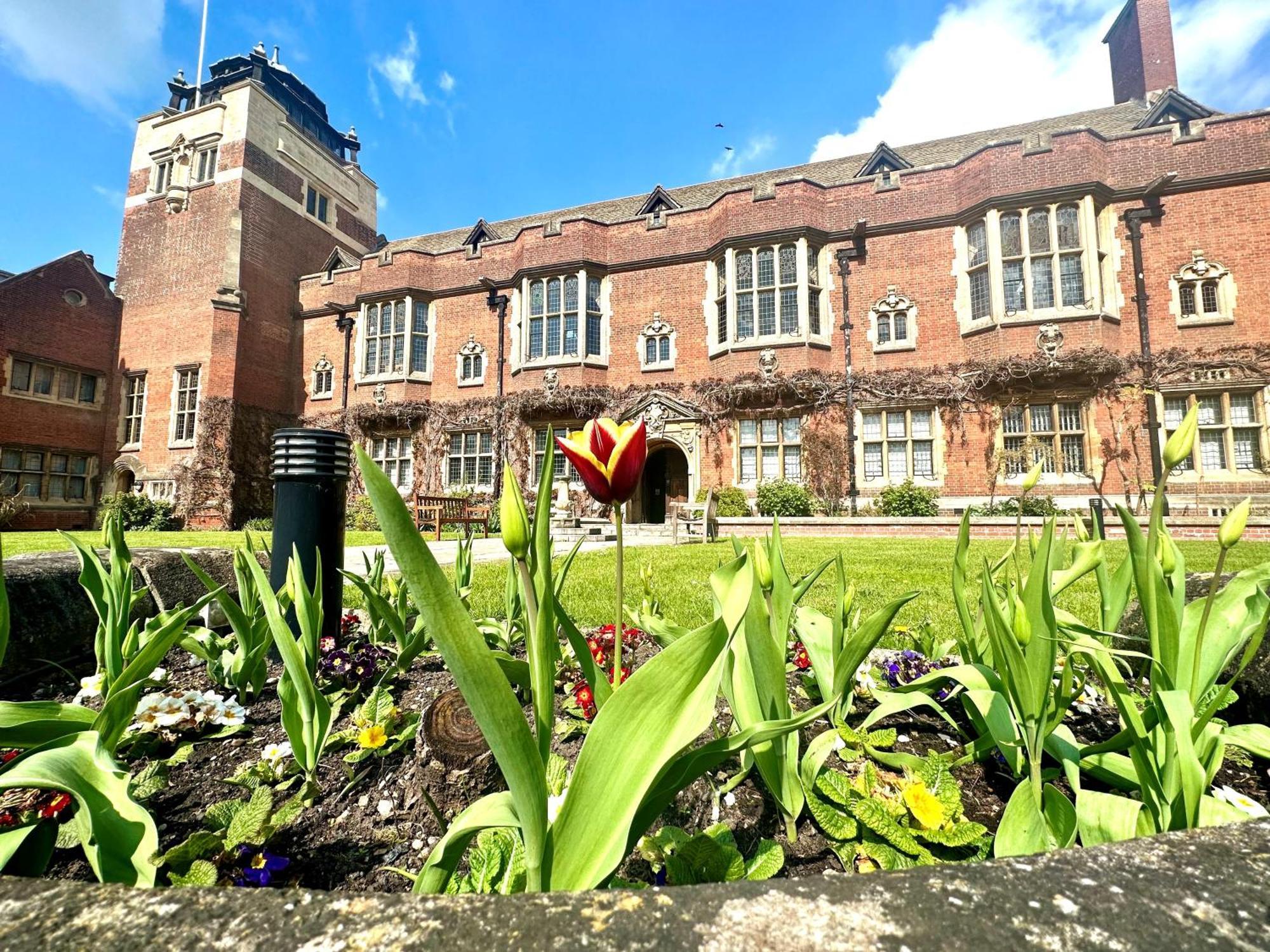 Westminster College Otel CBG Dış mekan fotoğraf