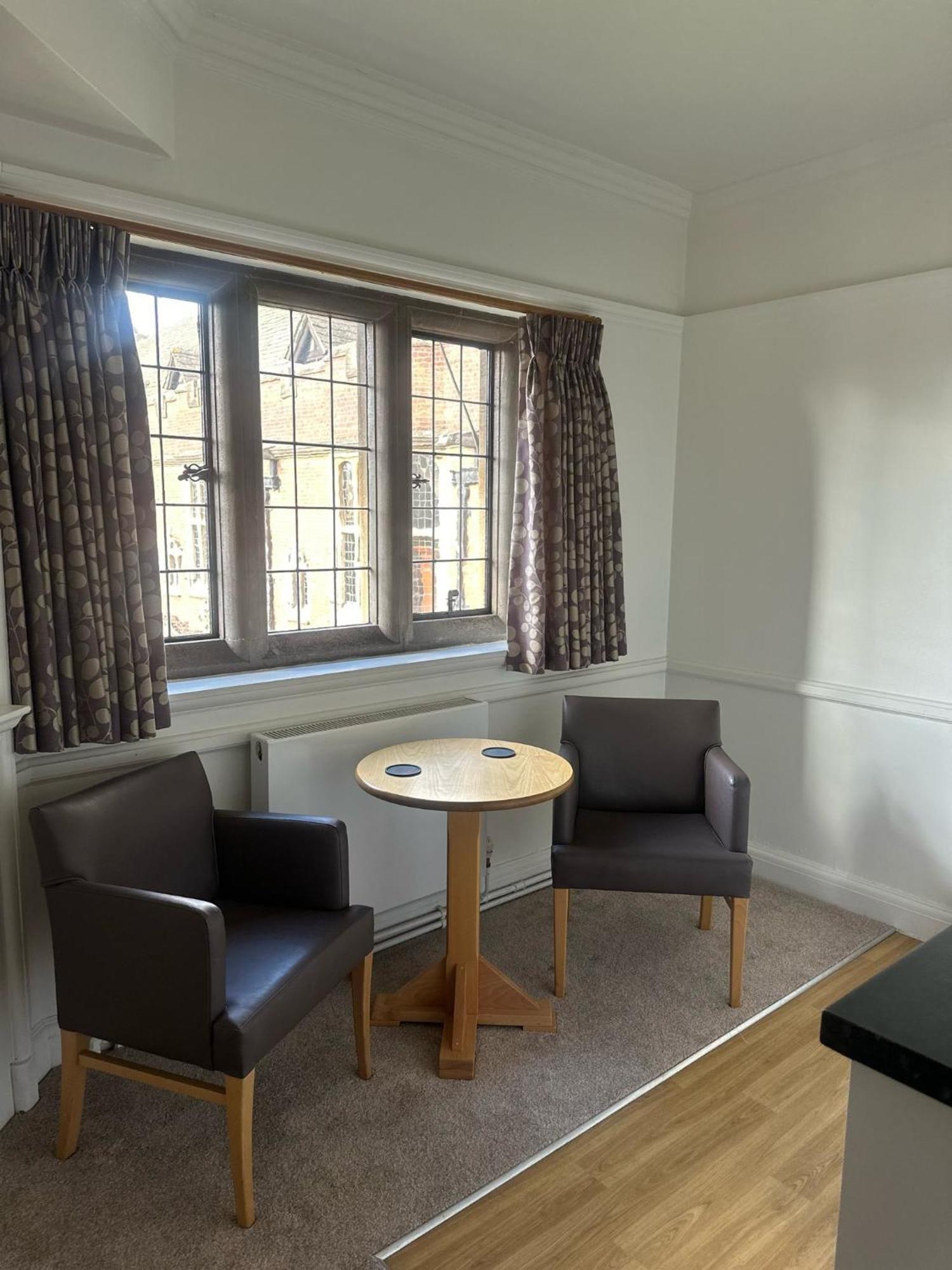 Westminster College Otel CBG Dış mekan fotoğraf
