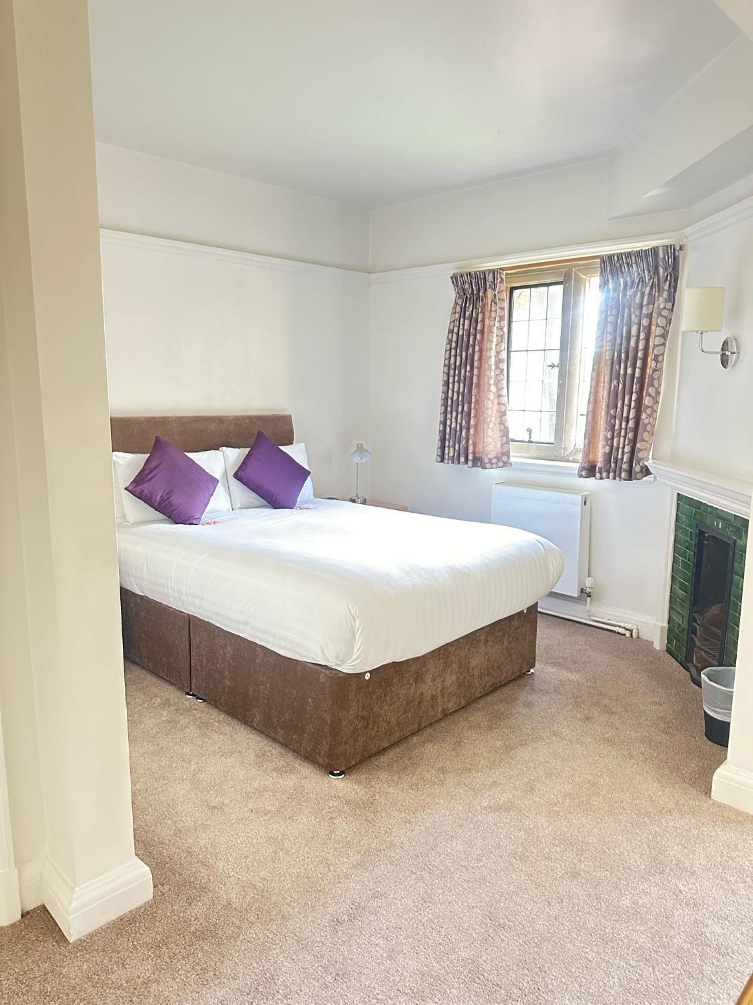 Westminster College Otel CBG Dış mekan fotoğraf
